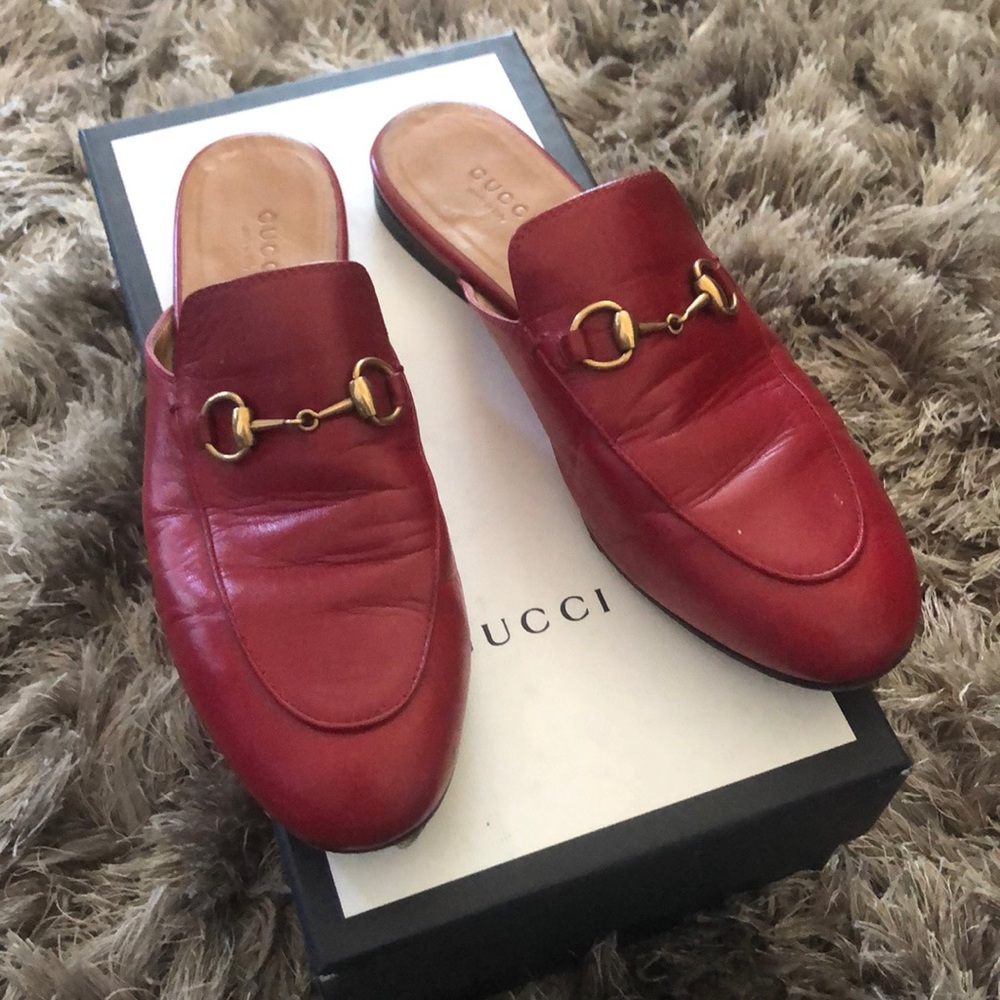 Gucci loafers slip on